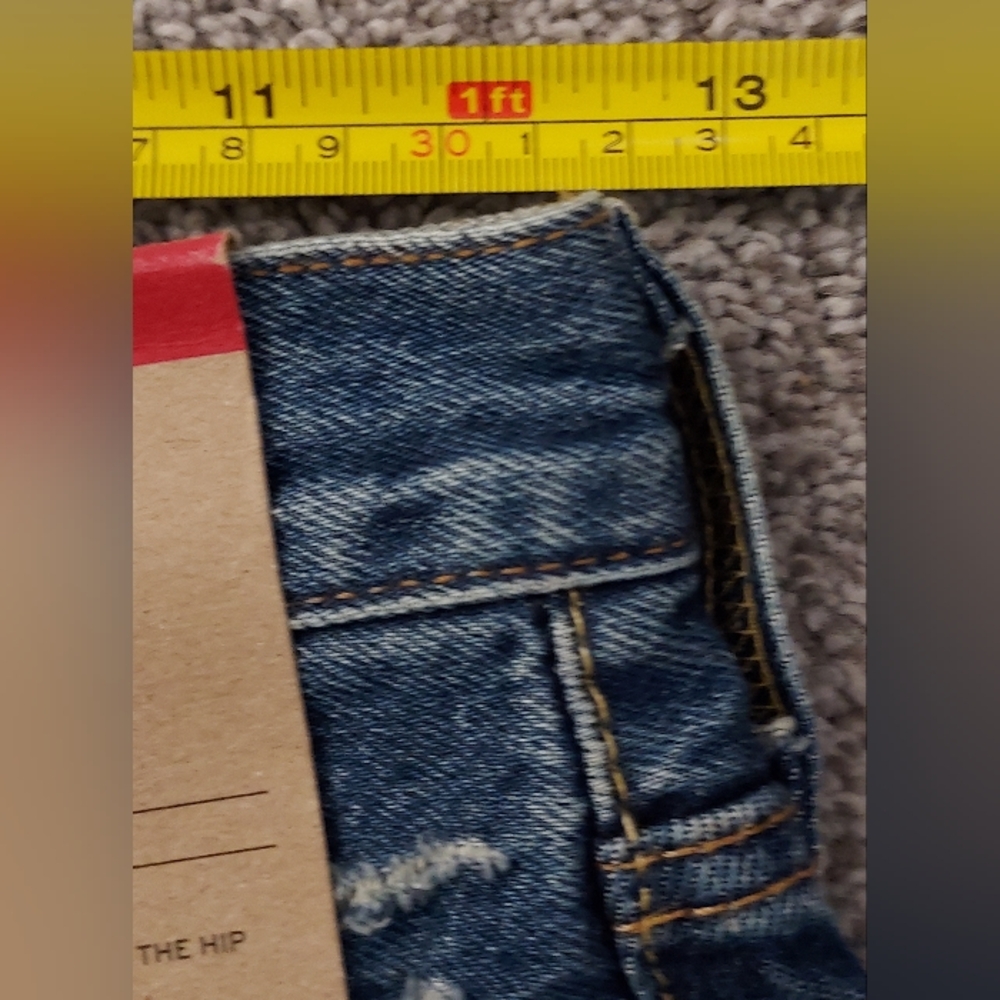 Levi's 501 Distressed Denim Shorts Womens W24 Ripped Frayed Hem Blue Jean Jorts - Picture 12 of 16